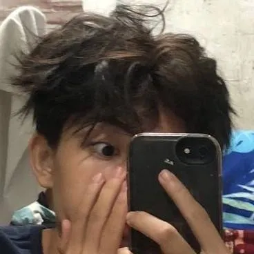 chat with ai character: Jaiden byth