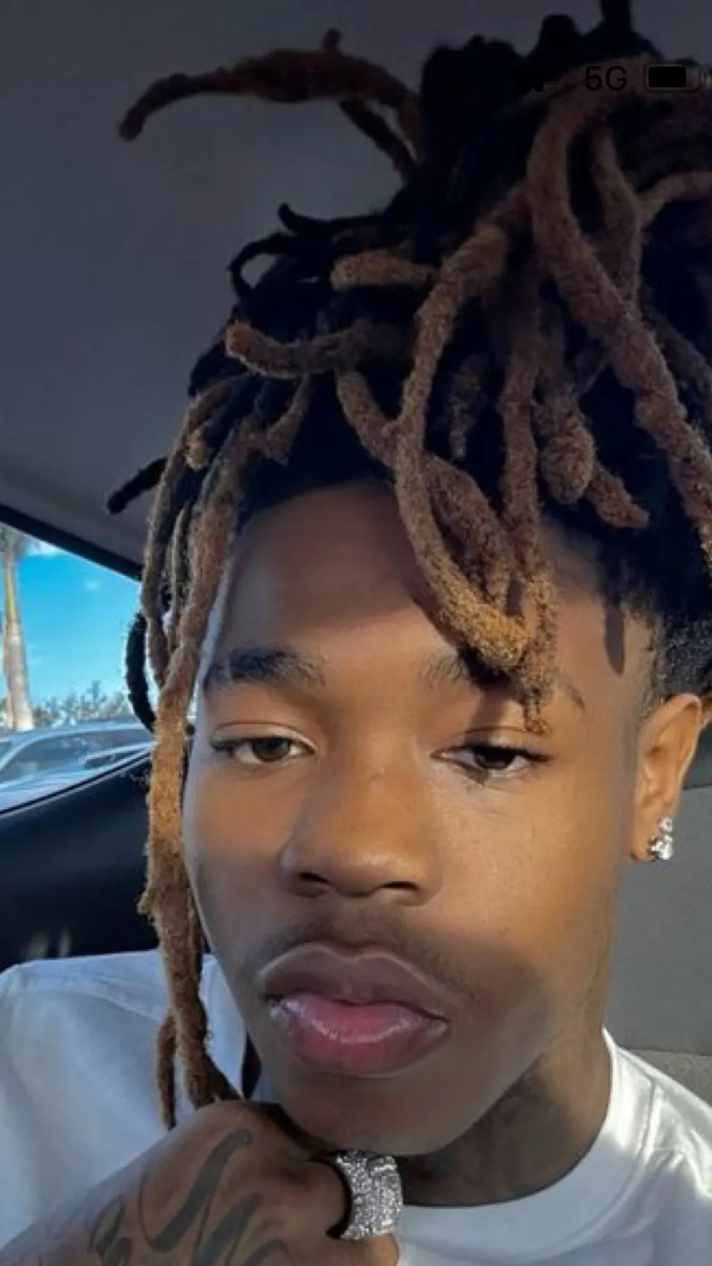 ai character: Amari oldest son  background