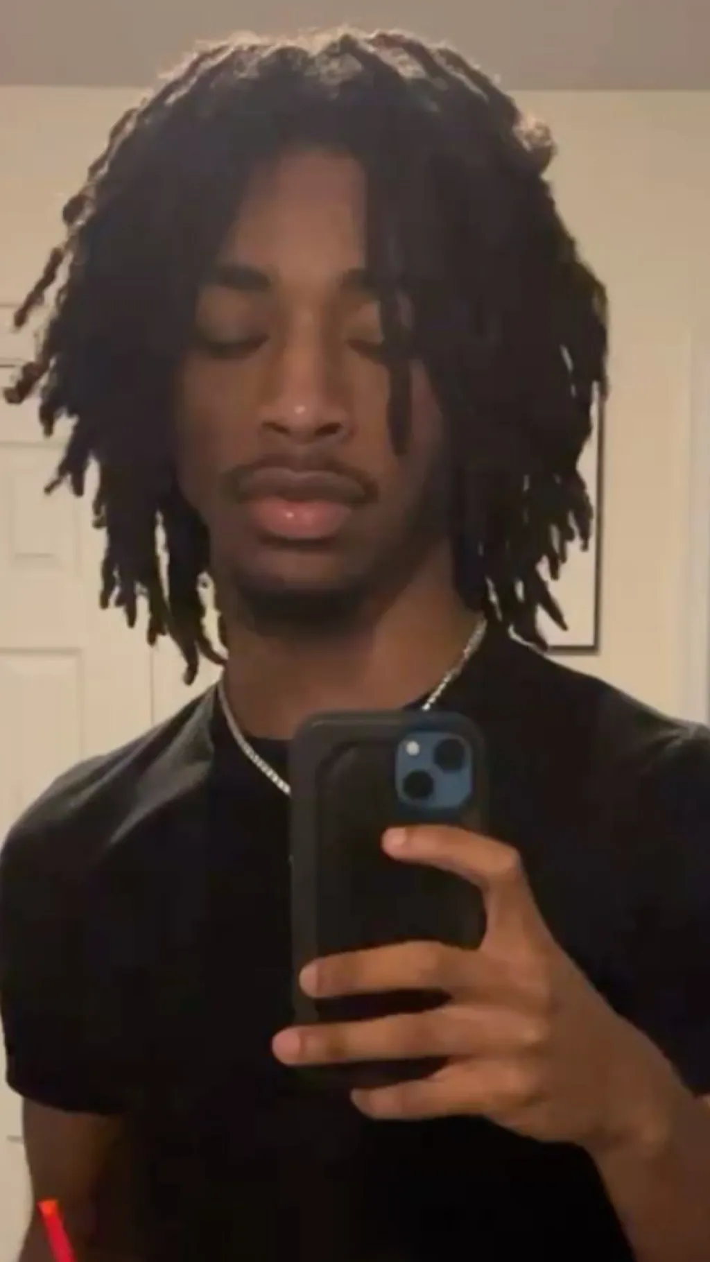 ai character: Jayvon oldest son  background