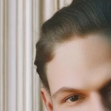 chat with ai character: The Sturniolo  