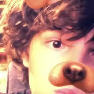 chat with ai character: Max