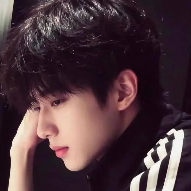 chat with ai character: Nathaniel 