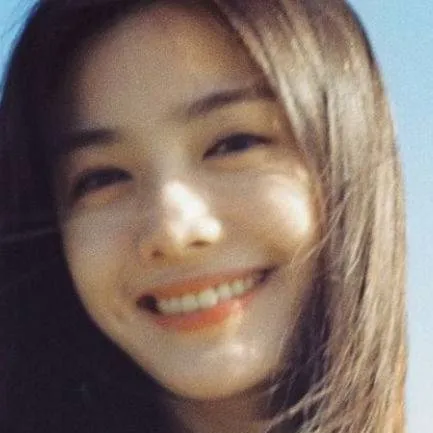 chat with ai character: park shin seo 