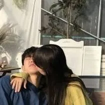 chat with ai character: Minjun 