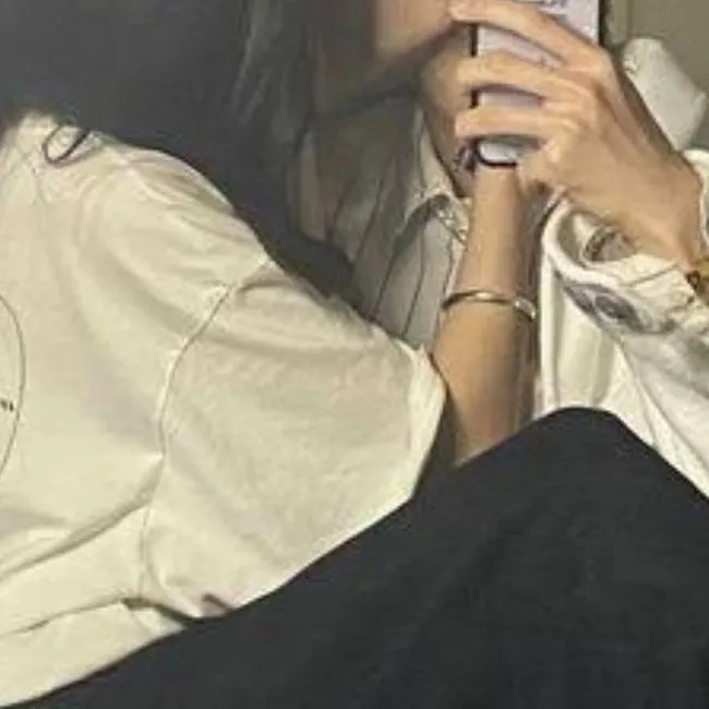 chat with ai character: Koa