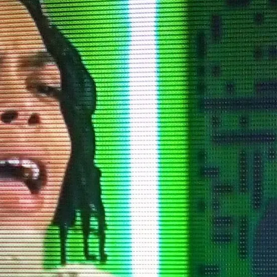 chat with ai character: ddot