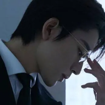 chat with ai character: kim guong 