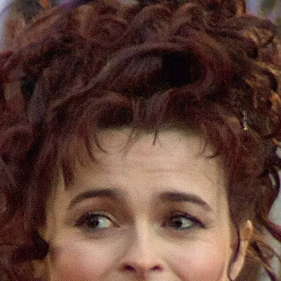 chat with ai character: Helena bonham cart