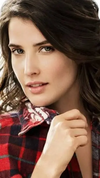 ai character: cobie smulders  background
