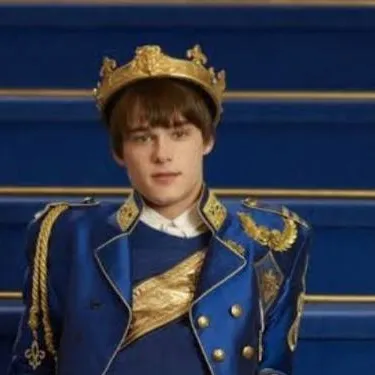 chat with ai character: auradon prep