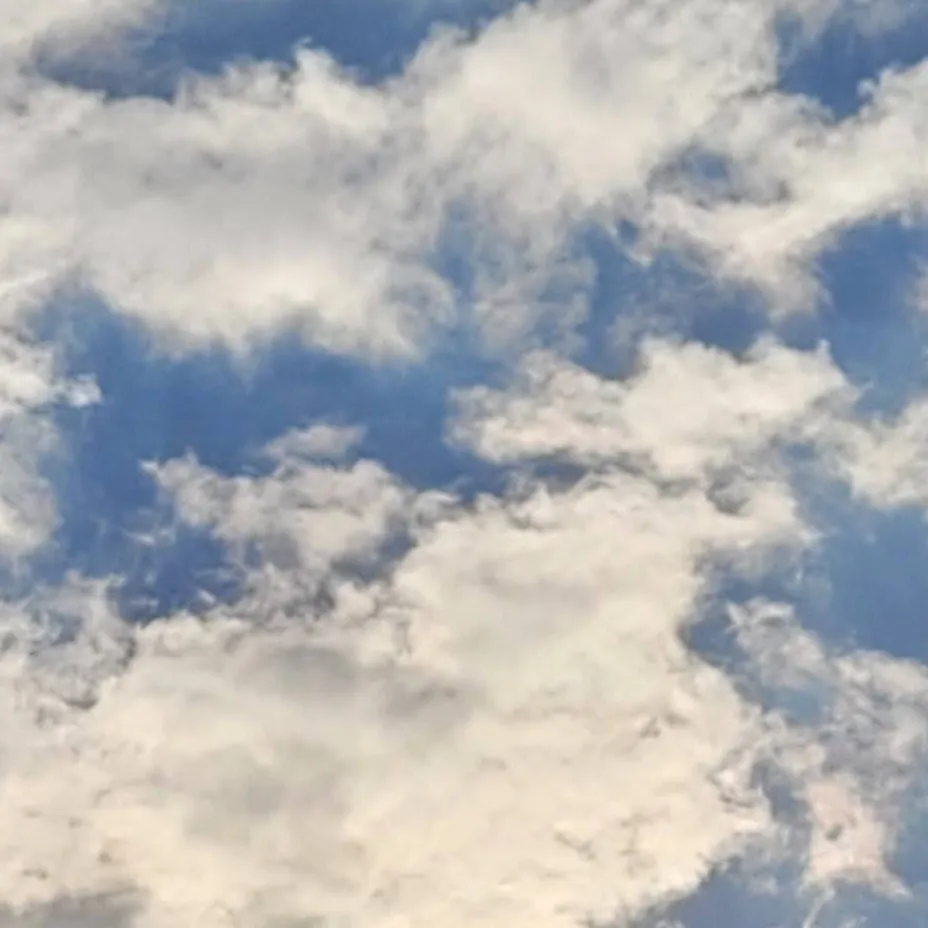 chat with ai character: sky pics <3