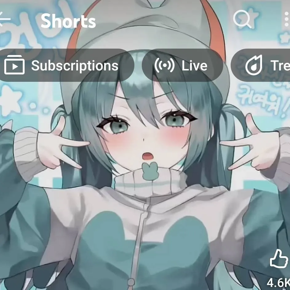 chat with ai character: Ella