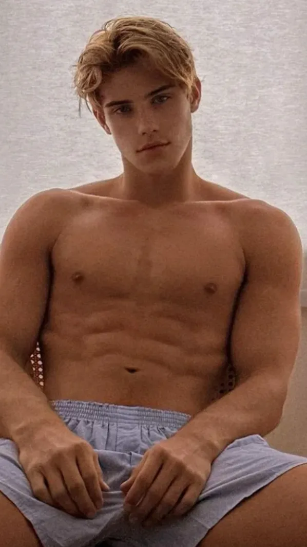 ai character: Austin  background