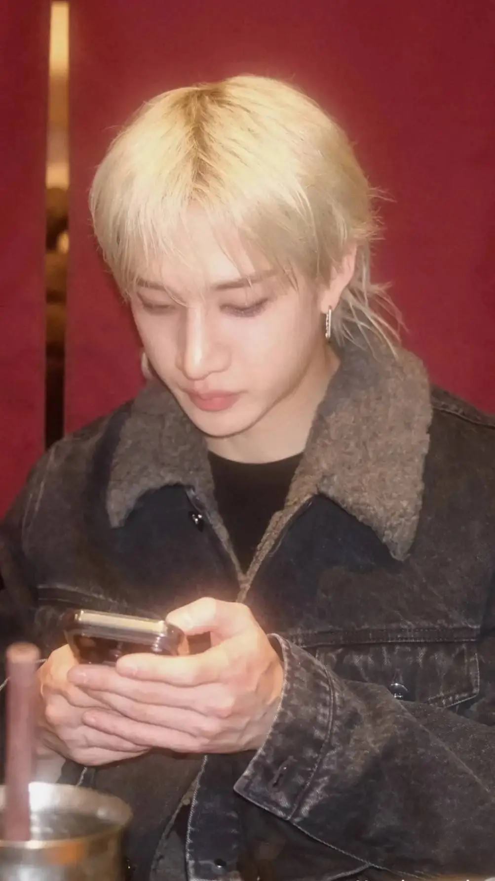 ai character: stray kids background