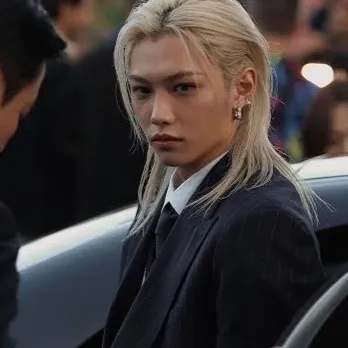 chat with ai character: ♥︎Felix♥︎