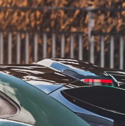 chat with ai character: McLaren P1