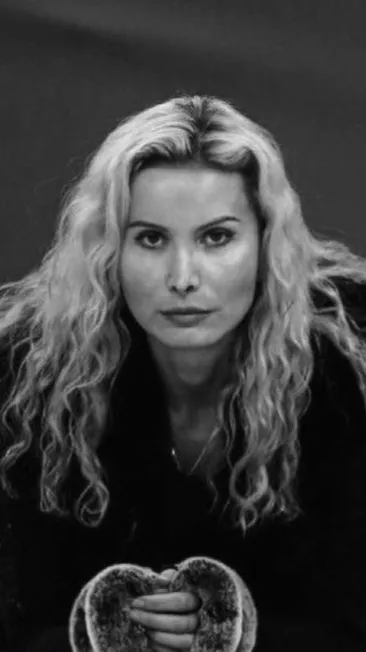 ai character: Eteri tutberidze background