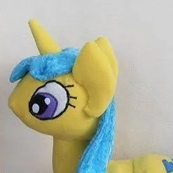 chat with ai character: Lemon Heart Tf