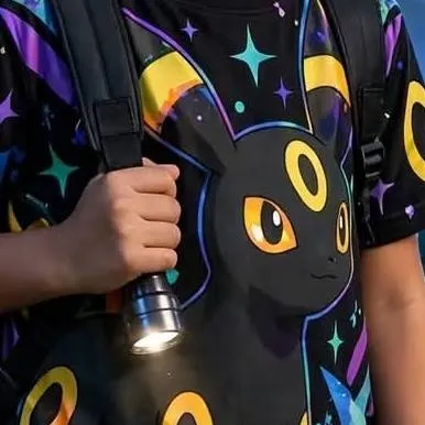 chat with ai character: Cute Umbreon Tf