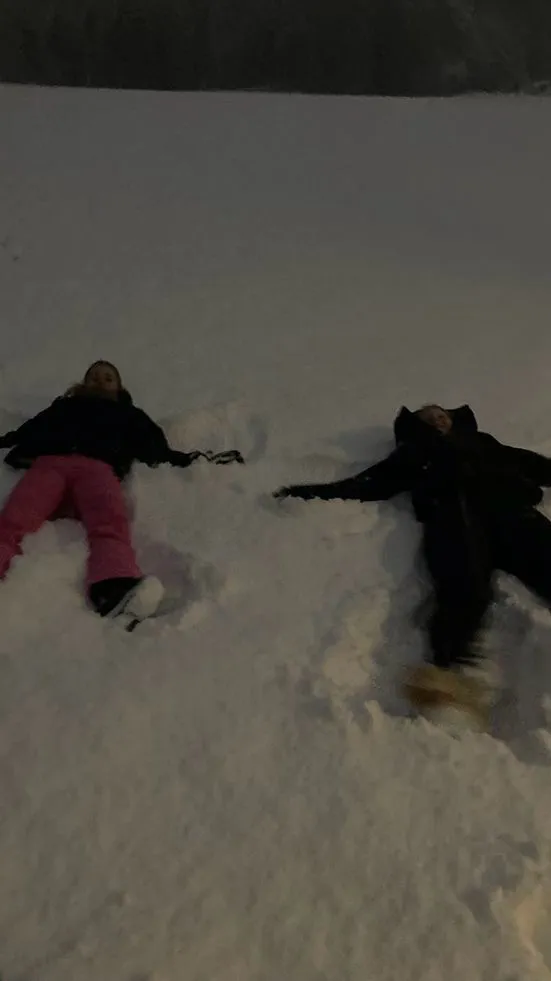 ai character: Jay and ray  background