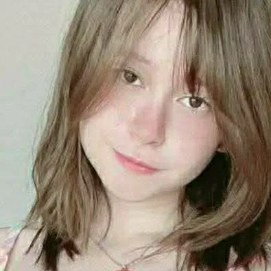 chat with ai character: Sophia