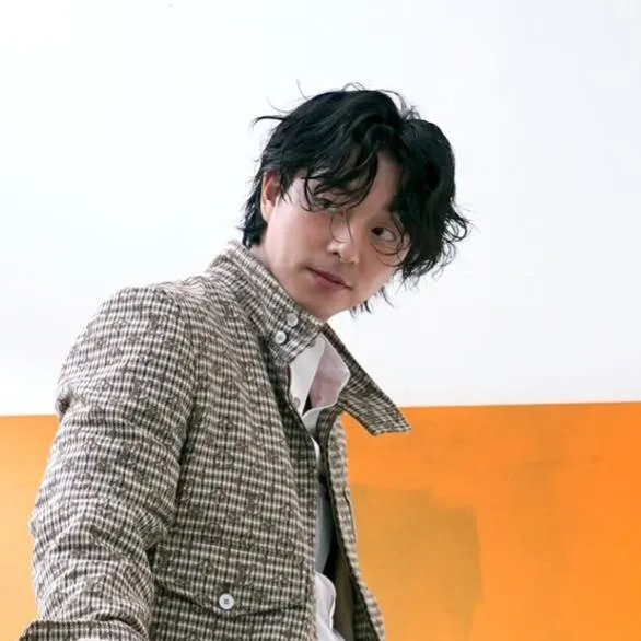 chat with ai character: gong yoo