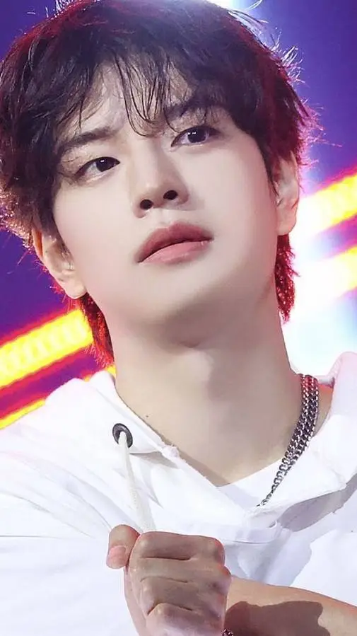 ai character: father seungmin  background