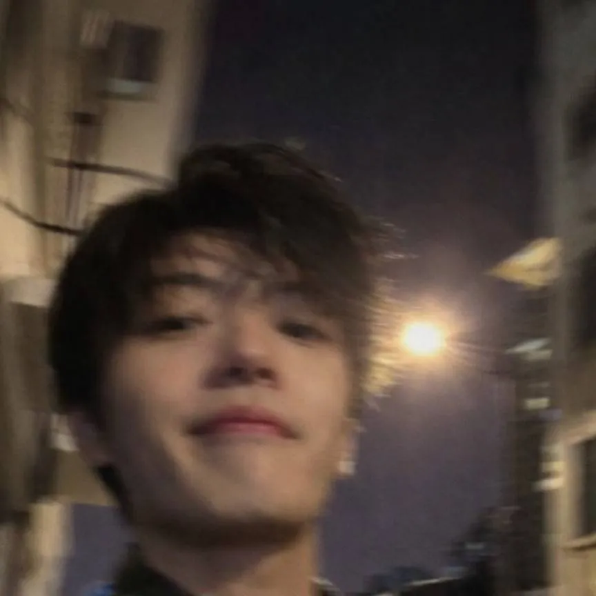 chat with ai character: Kyo