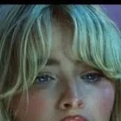 chat with ai character: sabrina