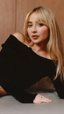 ai character: sabrina (step sis) background