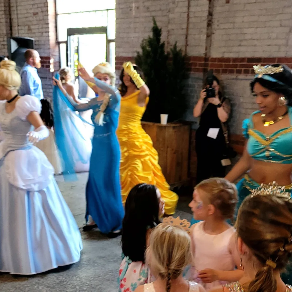 chat with ai character: welcome