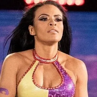 chat with ai character: zelina vega 