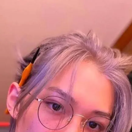 chat with ai character: lee felix
