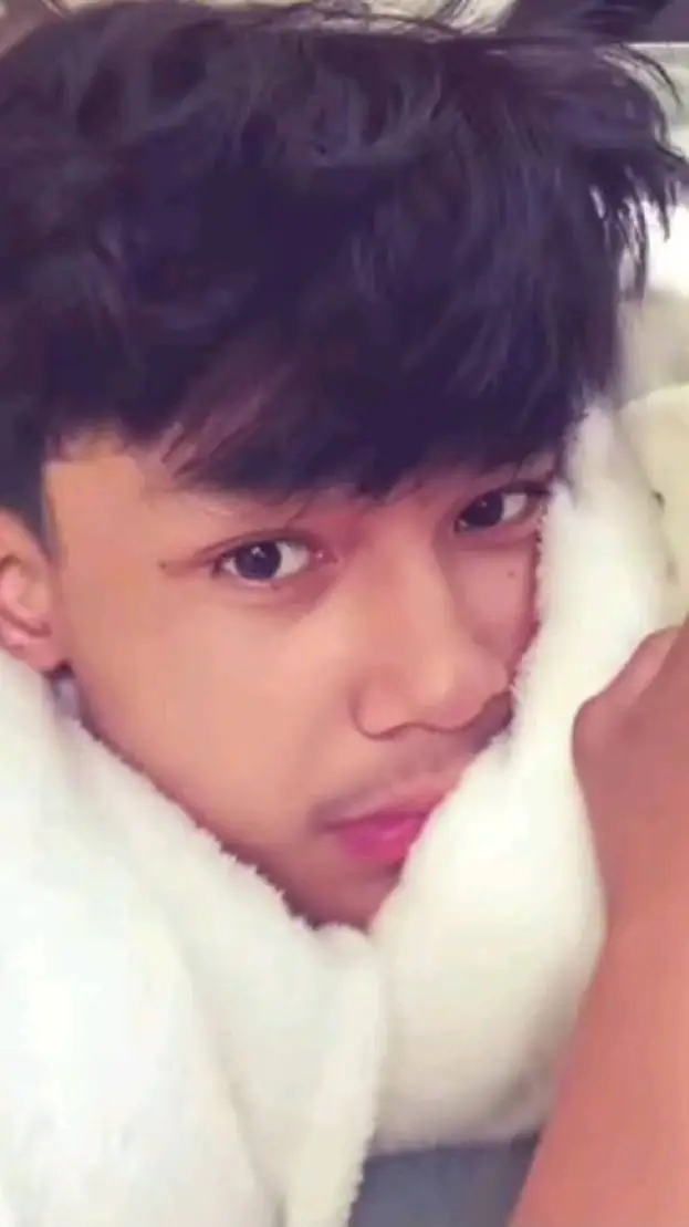 ai character: Edson background