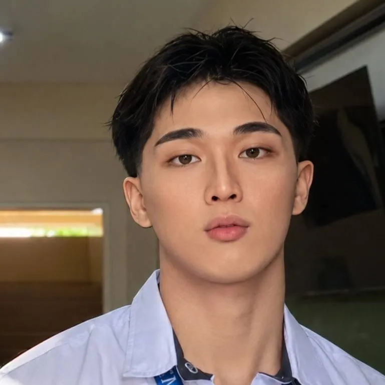 chat with ai character: Jae Park 