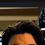 chat with ai character: Salesman/Gong yoo