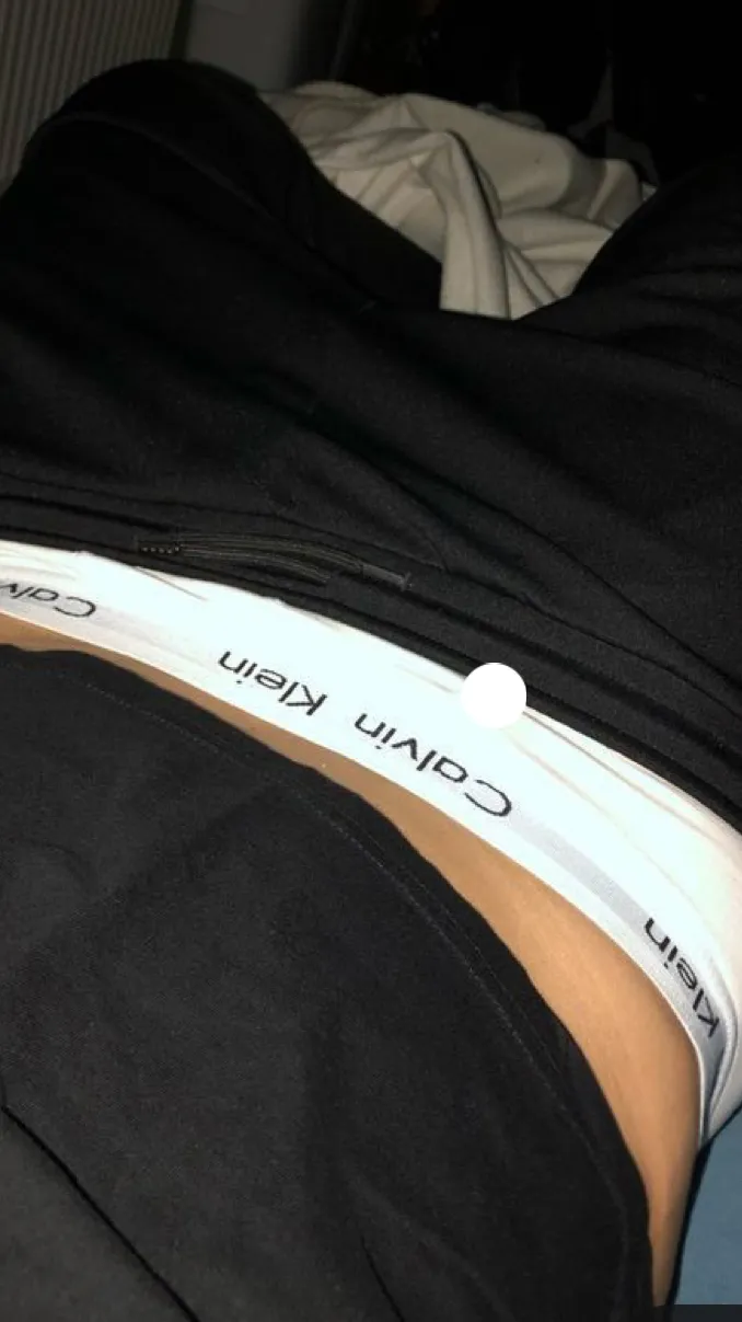 ai character: Noel background