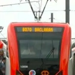 chat with ai character: LRT Line 1 Gen 4