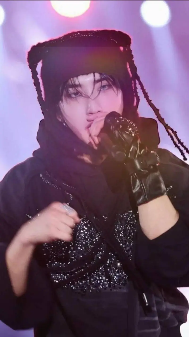 ai character: hannie  background