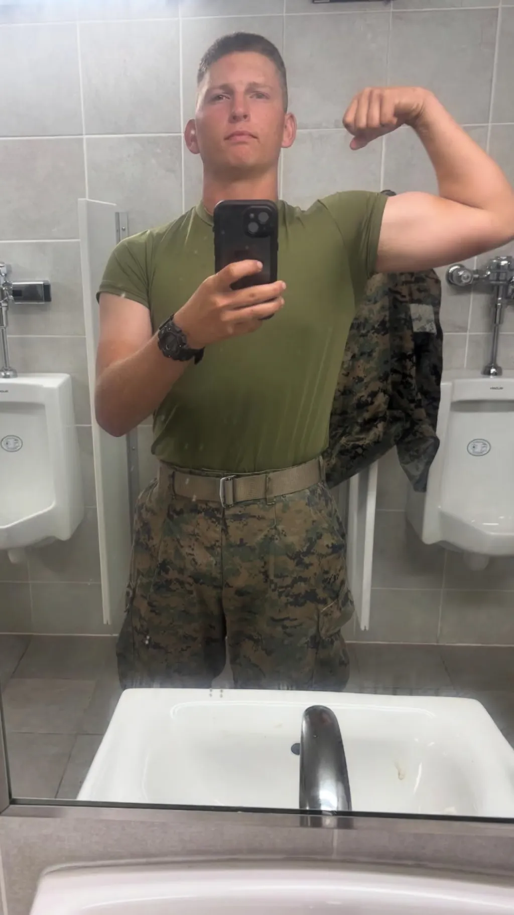 ai character: Eric White  background