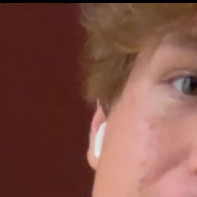 chat with ai character: Niko 