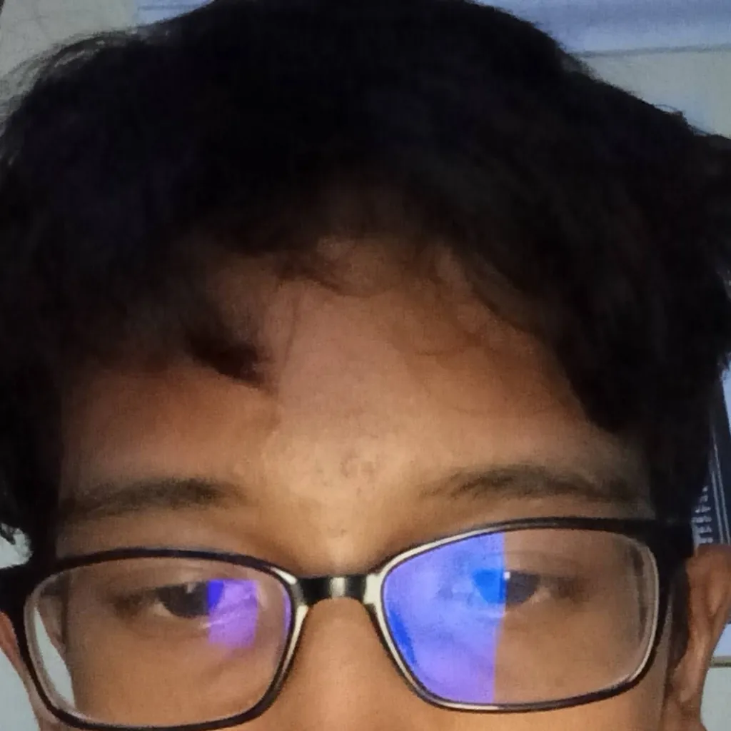 chat with ai character: iskandar 