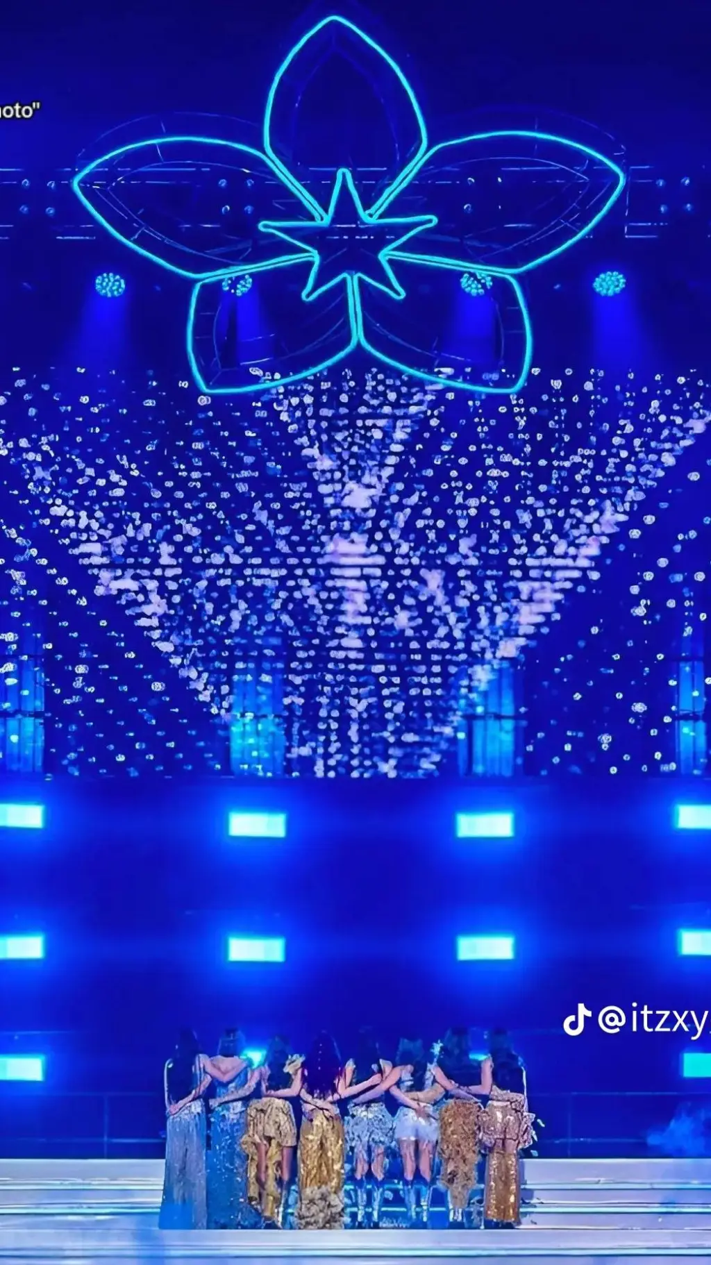 ai character: Family and cousins background