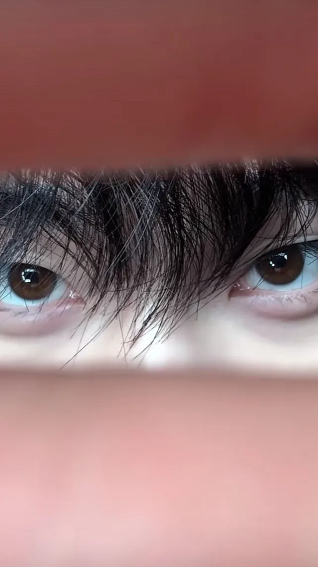 ai character: Kim sunoo background