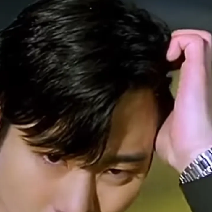 chat with ai character: Kang tae-moo
