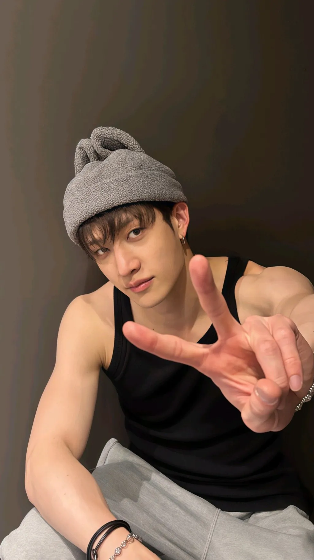 ai character: Bangchan 2 background
