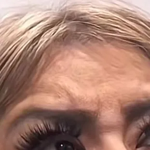 chat with ai character: Ash Trevino