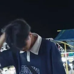 chat with ai character: migs aquelle