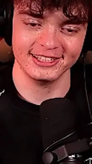 ai character: Netami👍✨️ background