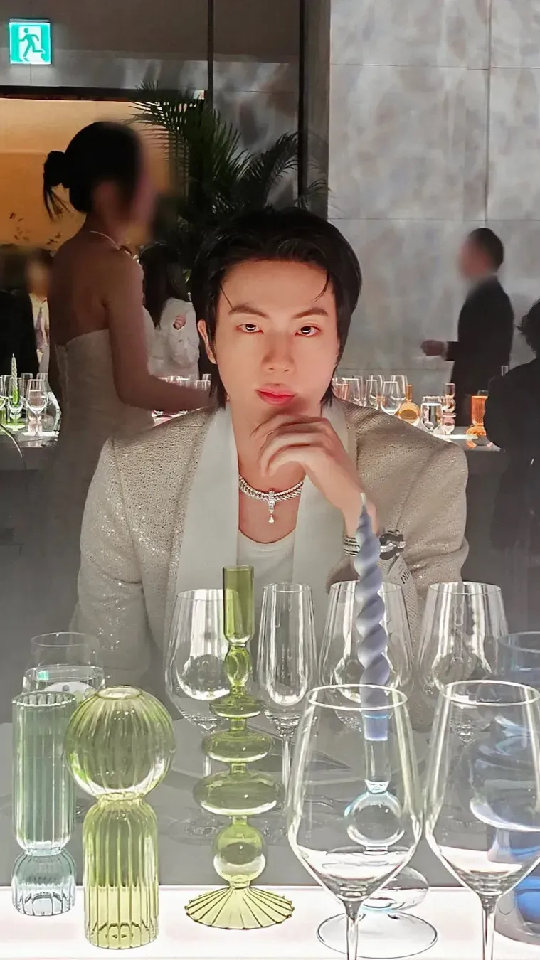 ai character: Kim Seok-Jin(Jin) background